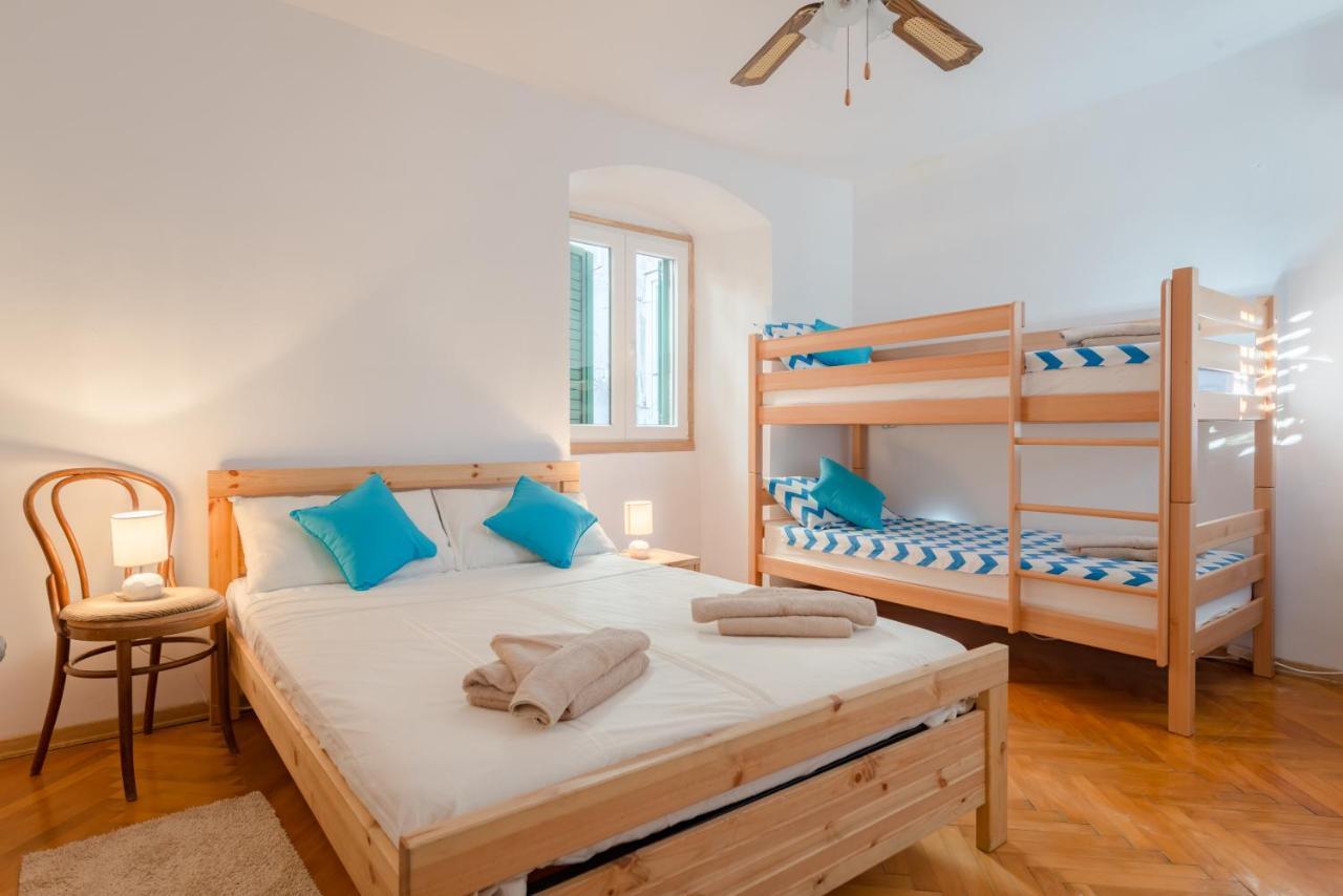 Lct Alberti Palace Apartment Split Exterior foto
